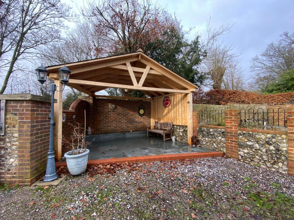 Mulberry Cottage Near Goodwood Chichester Exterior foto